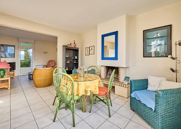 La Tour Vauban - Vue Sur Le Ferienhaus *