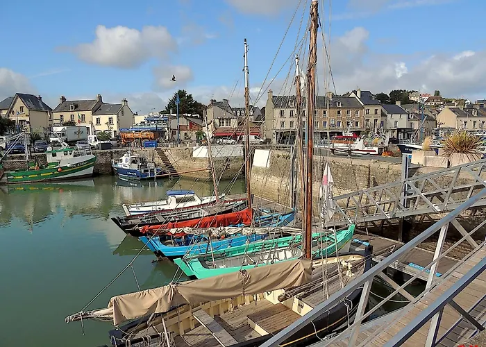Ferienhaus La Tour Vauban - Vue Sur Le Port-en-Bessin-Huppain
